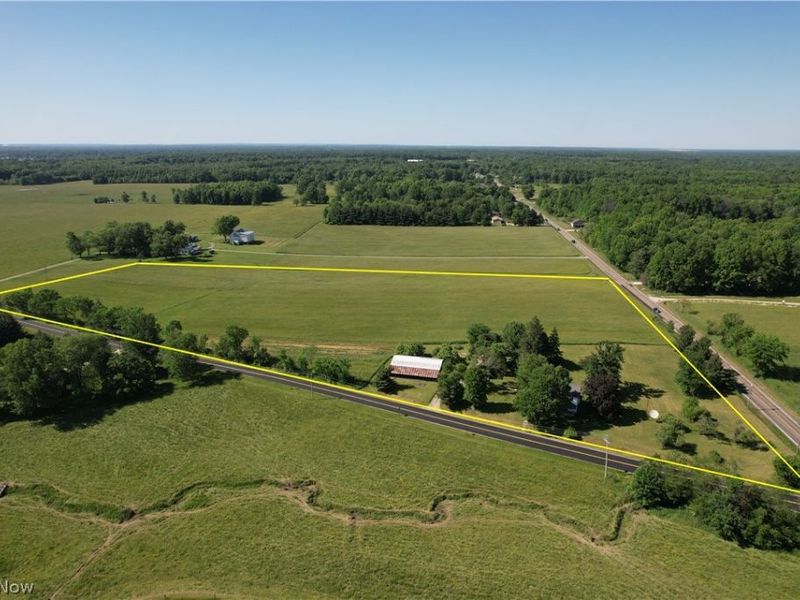 15760 N Palmyra Road, Diamond, OH 44429 Photo 6