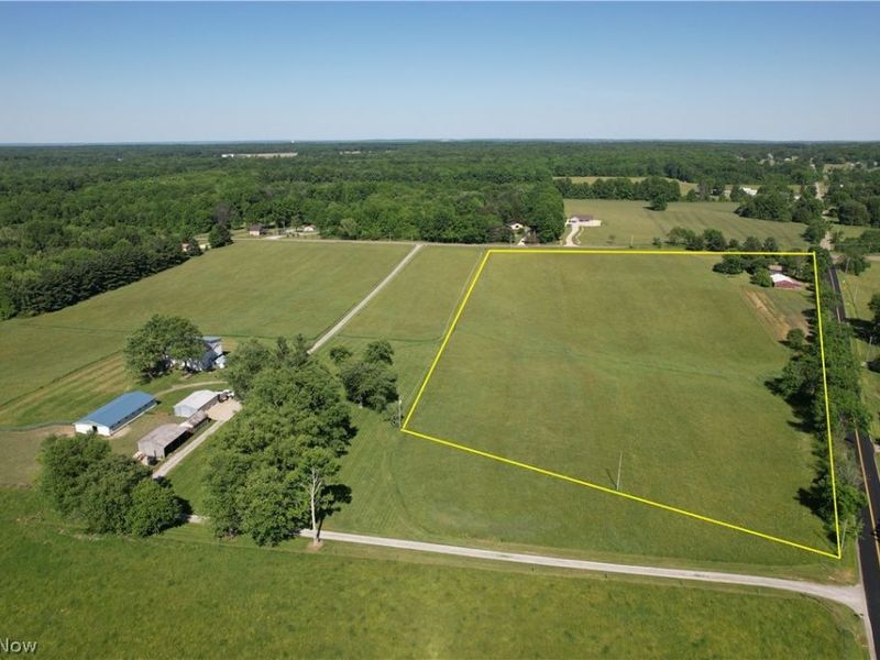 15760 N Palmyra Road, Diamond, OH 44429 Photo 7