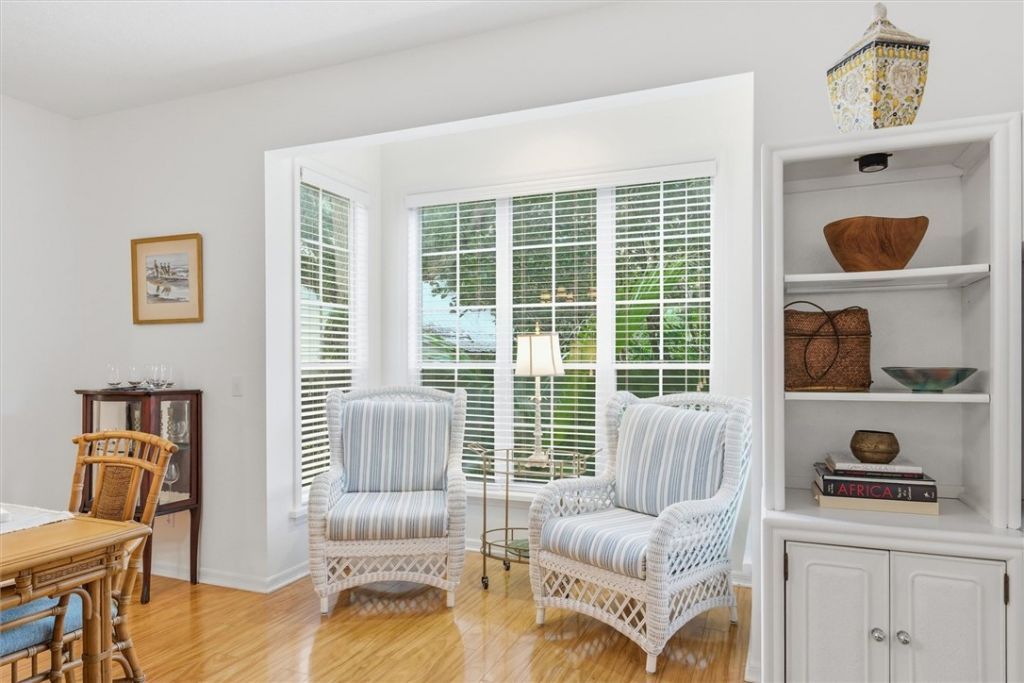 1340 Ivy Court, Unit 213, Vero Beach, FL 32963 Photo