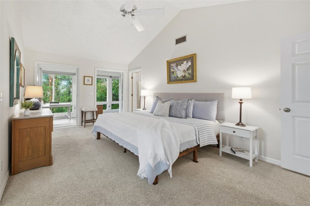 1340 Ivy Court, Unit 213, Vero Beach, FL 32963 Photo