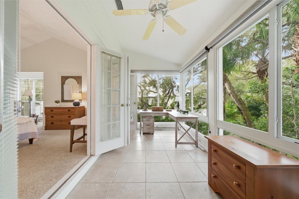 1340 Ivy Court, Unit 213, Vero Beach, FL 32963 Photo