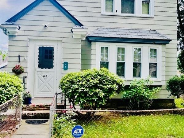 46 Linnea Ave, Brockton, MA 02301