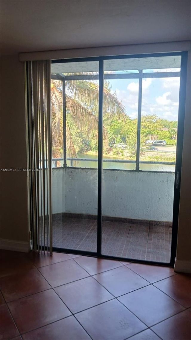 8335 SW 152nd Ave, Unit B-310, Miami, FL 33193 Photo