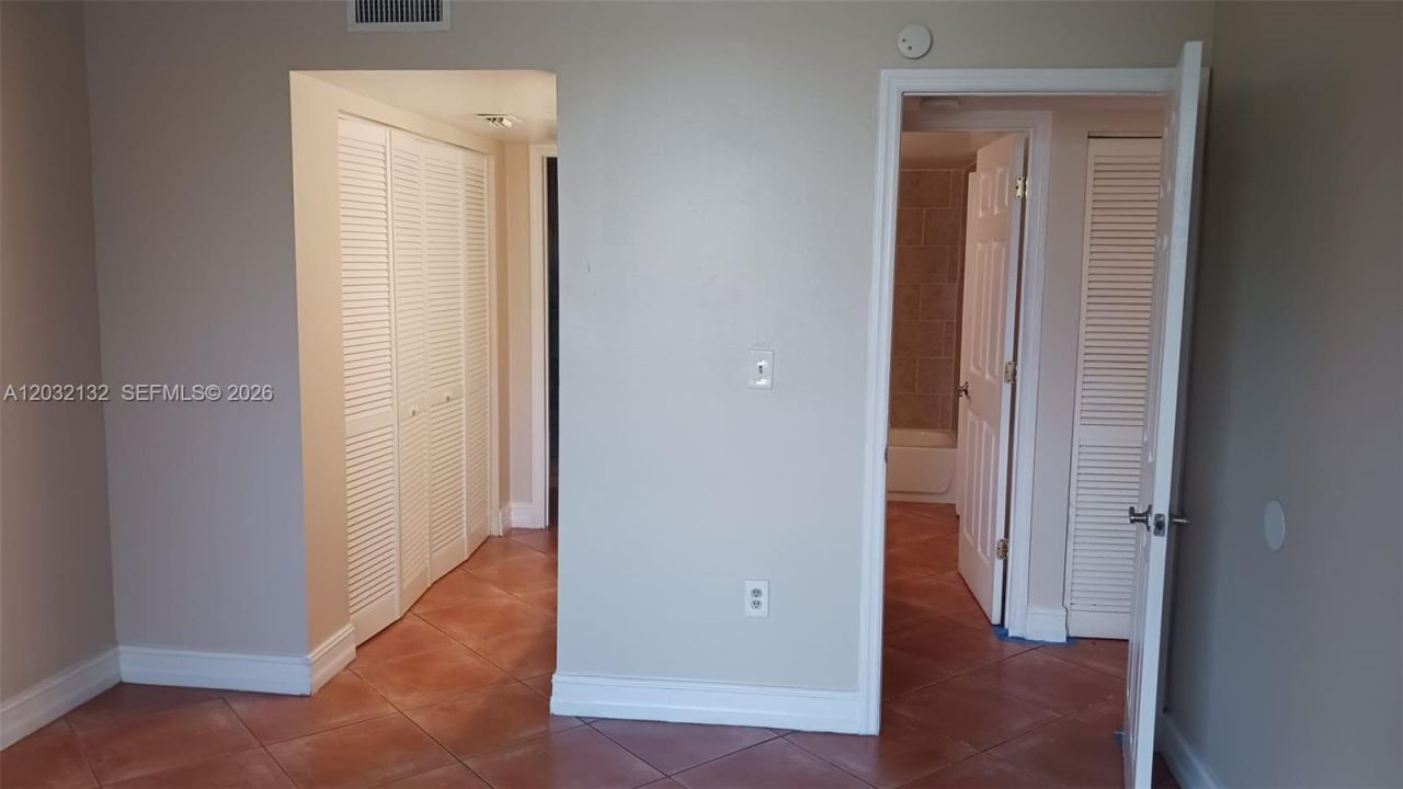 8335 SW 152nd Ave, Unit B-310, Miami, FL 33193 Photo