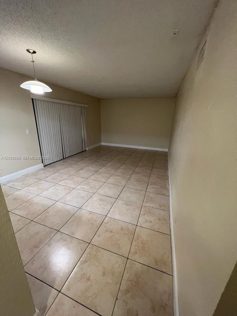 1721 Balfour Point Dr , Unit D, West Palm Beach, FL 33411 Photo