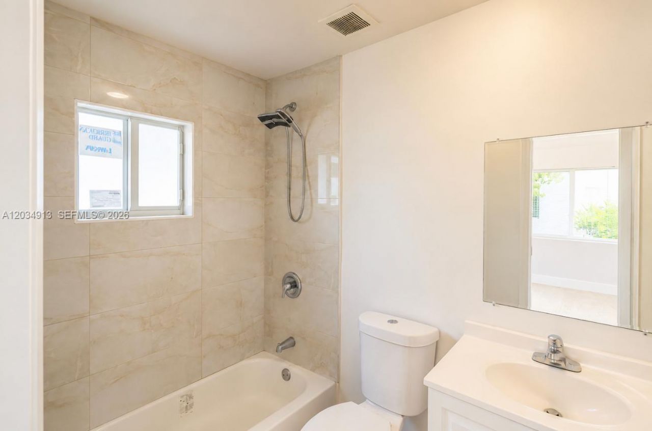 10595 SW 171st St, Unit 10595, Miami, FL 33157 Photo