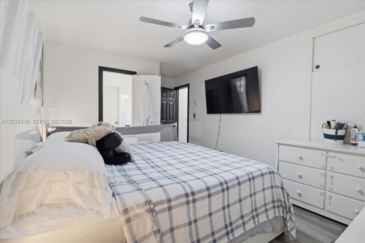 7551 Polk St , Hollywood, FL 33024 Photo