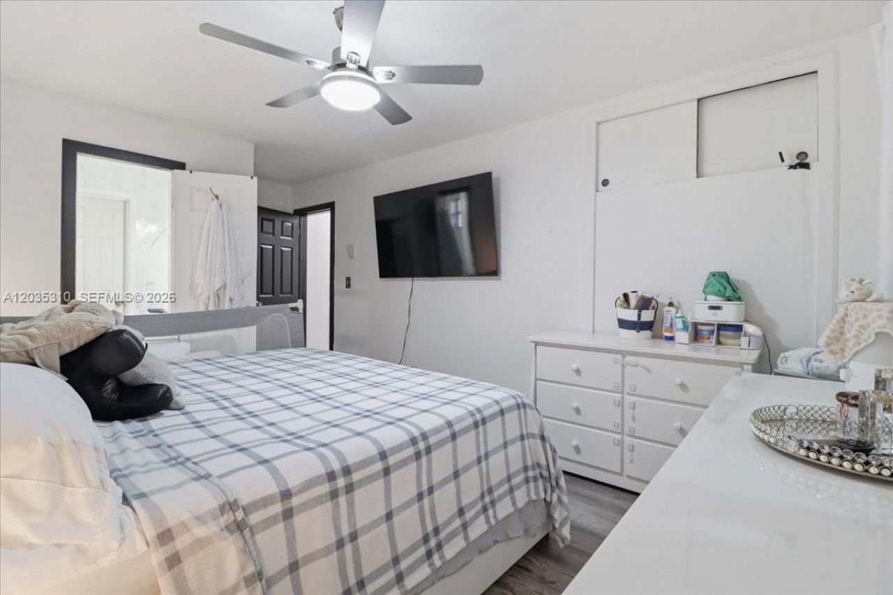 7551 Polk St , Hollywood, FL 33024 Photo