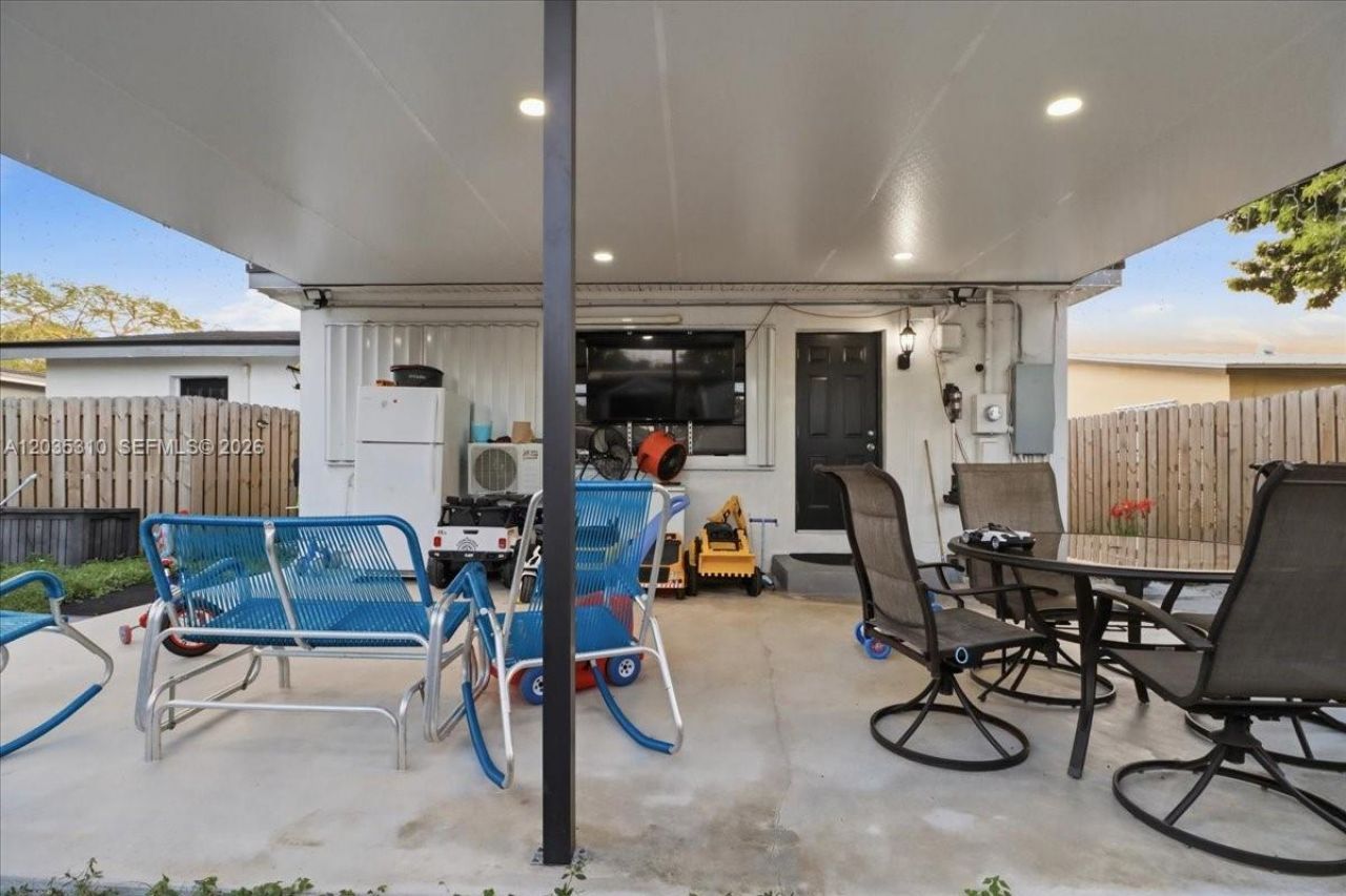 7551 Polk St , Hollywood, FL 33024 Photo