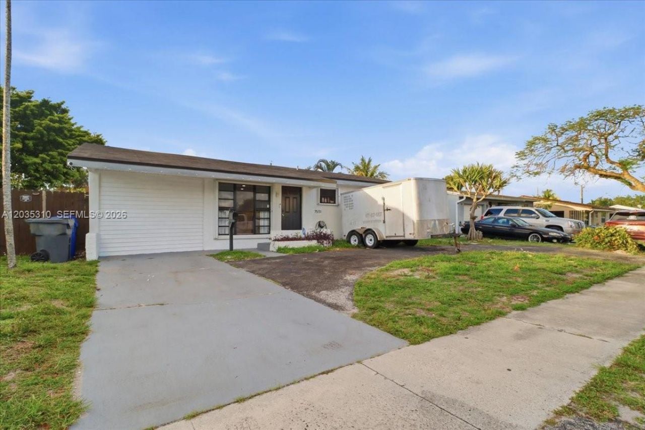 7551 Polk St , Hollywood, FL 33024 Photo