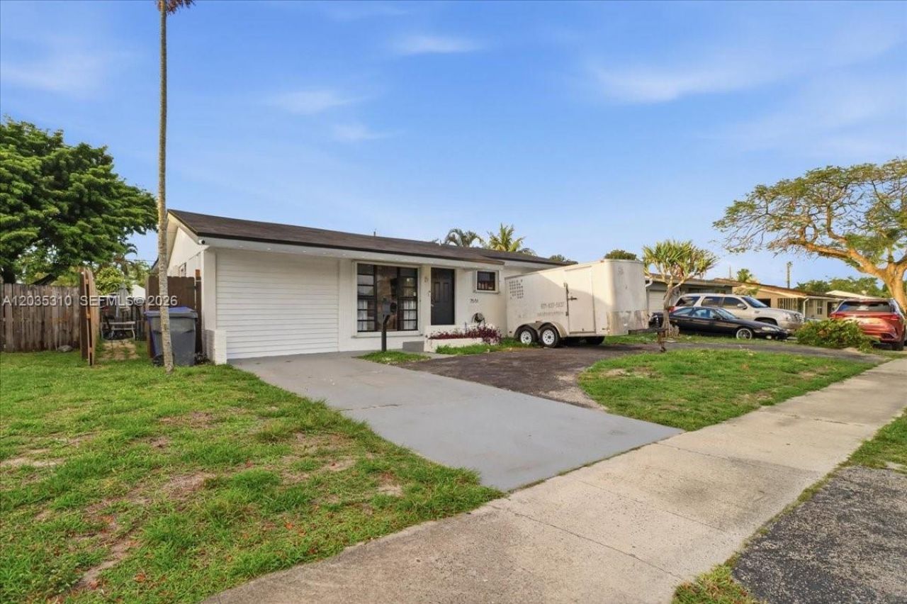 7551 Polk St , Hollywood, FL 33024 Photo