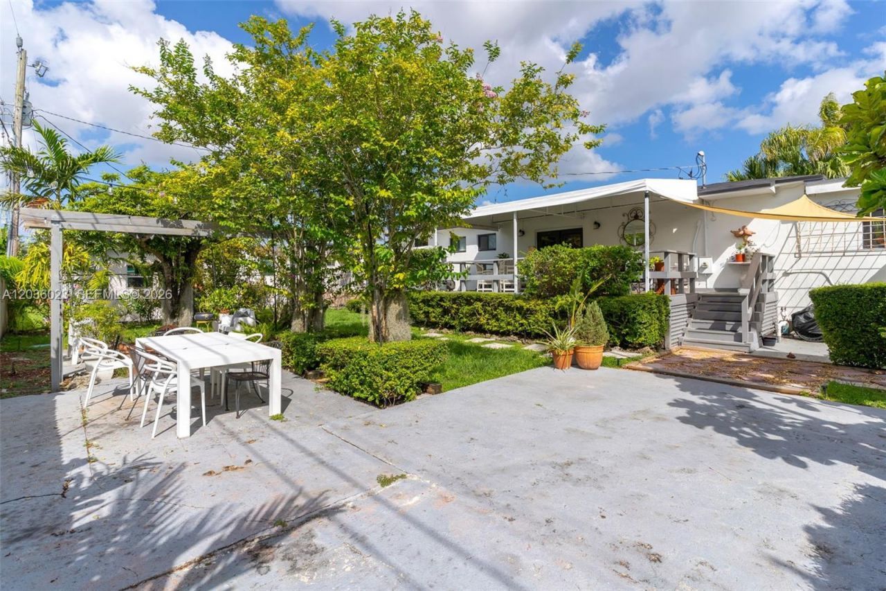 Please Call For Address, Miami, FL 33155 Photo