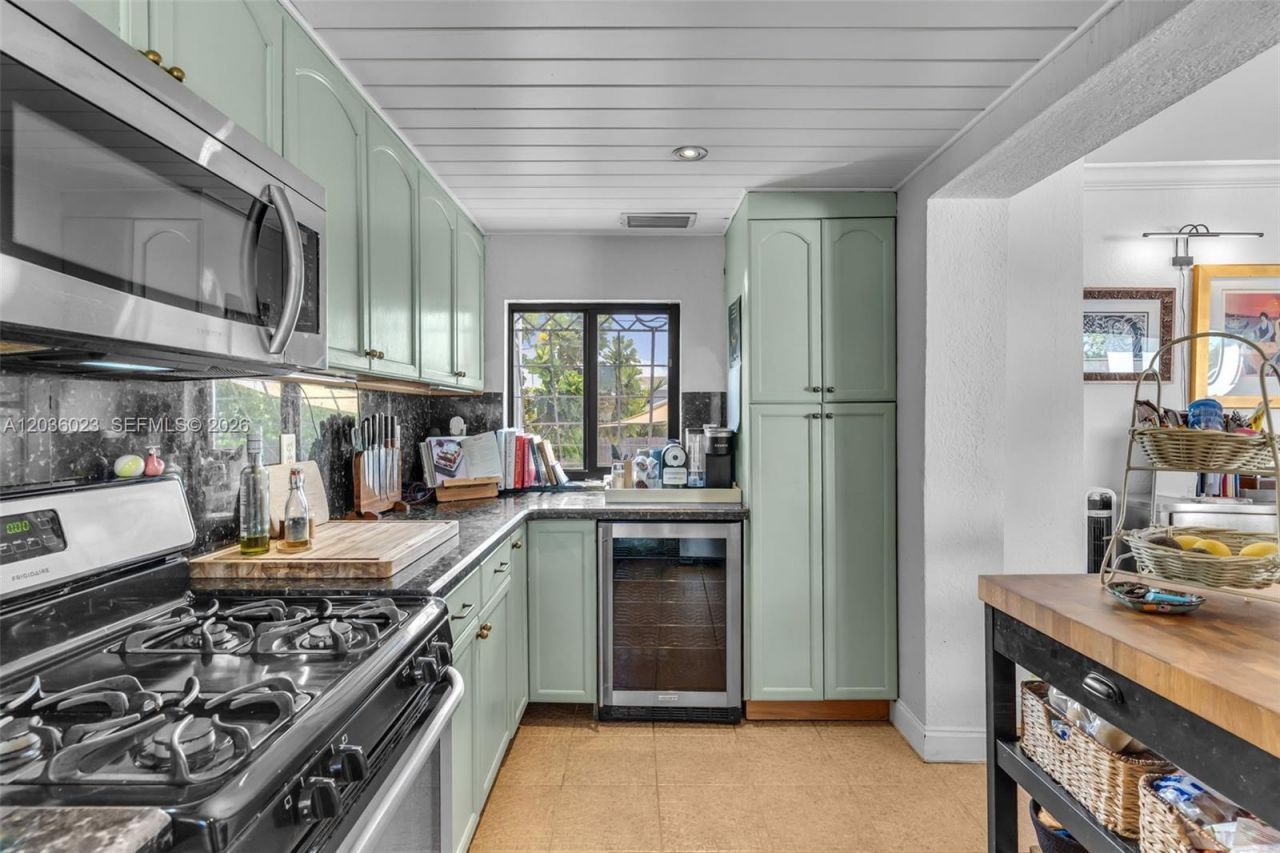 Please Call For Address, Miami, FL 33155 Photo