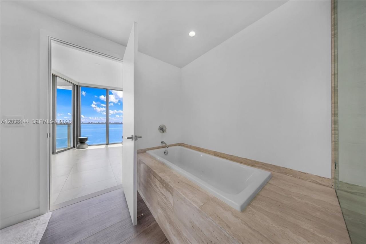 2900 NE 7th Ave, Unit 1806, Miami, FL 33137 Photo