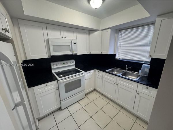 1370 NE 119th St , Unit 137006, Miami, FL 33161