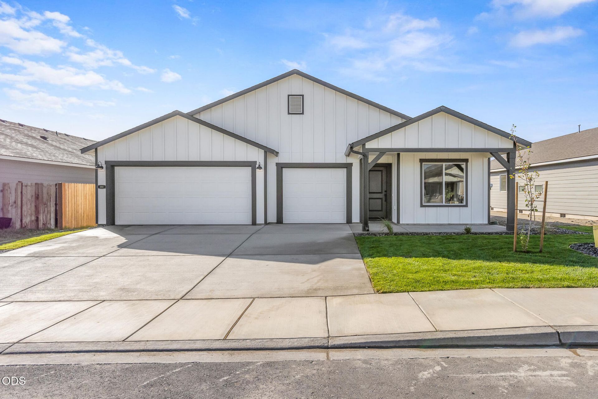 1188 NW Fairway Road, Unit 147, Madras, OR 97741 Main Photo