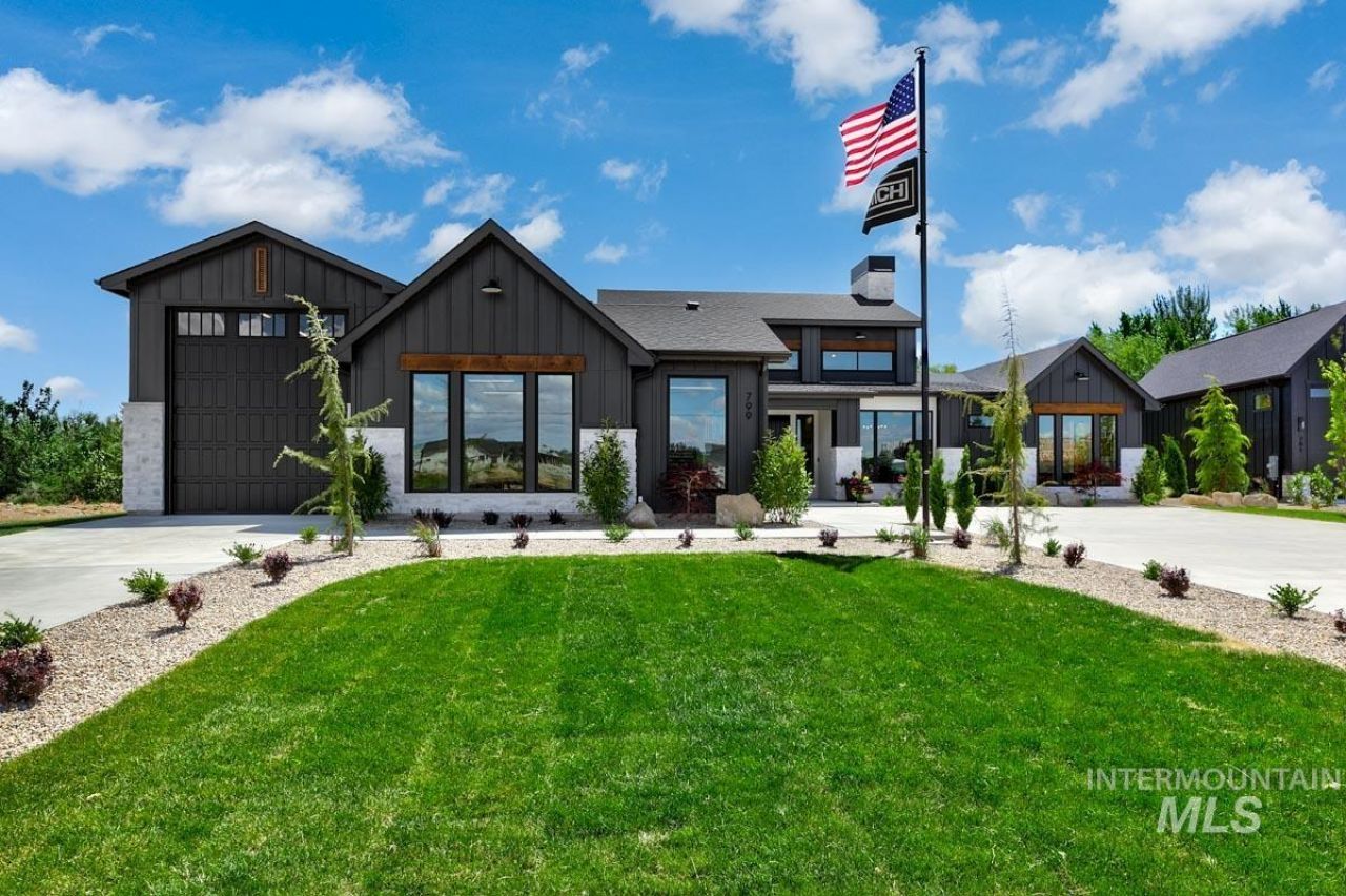 799 Watkins St, Middleton, ID 83644 Main Photo