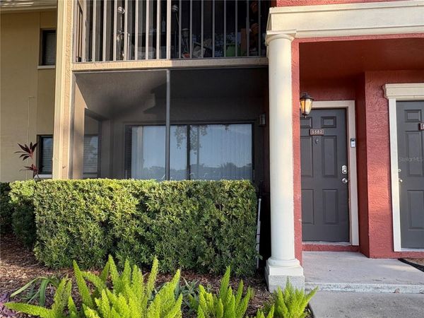 5582 BAYWATER DRIVE , TAMPA, FL 33615