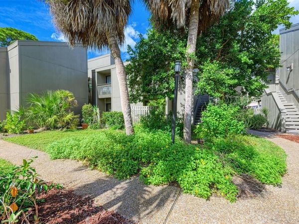 110 WOODLAND PLACE , Unit 110, OSPREY, FL 34229
