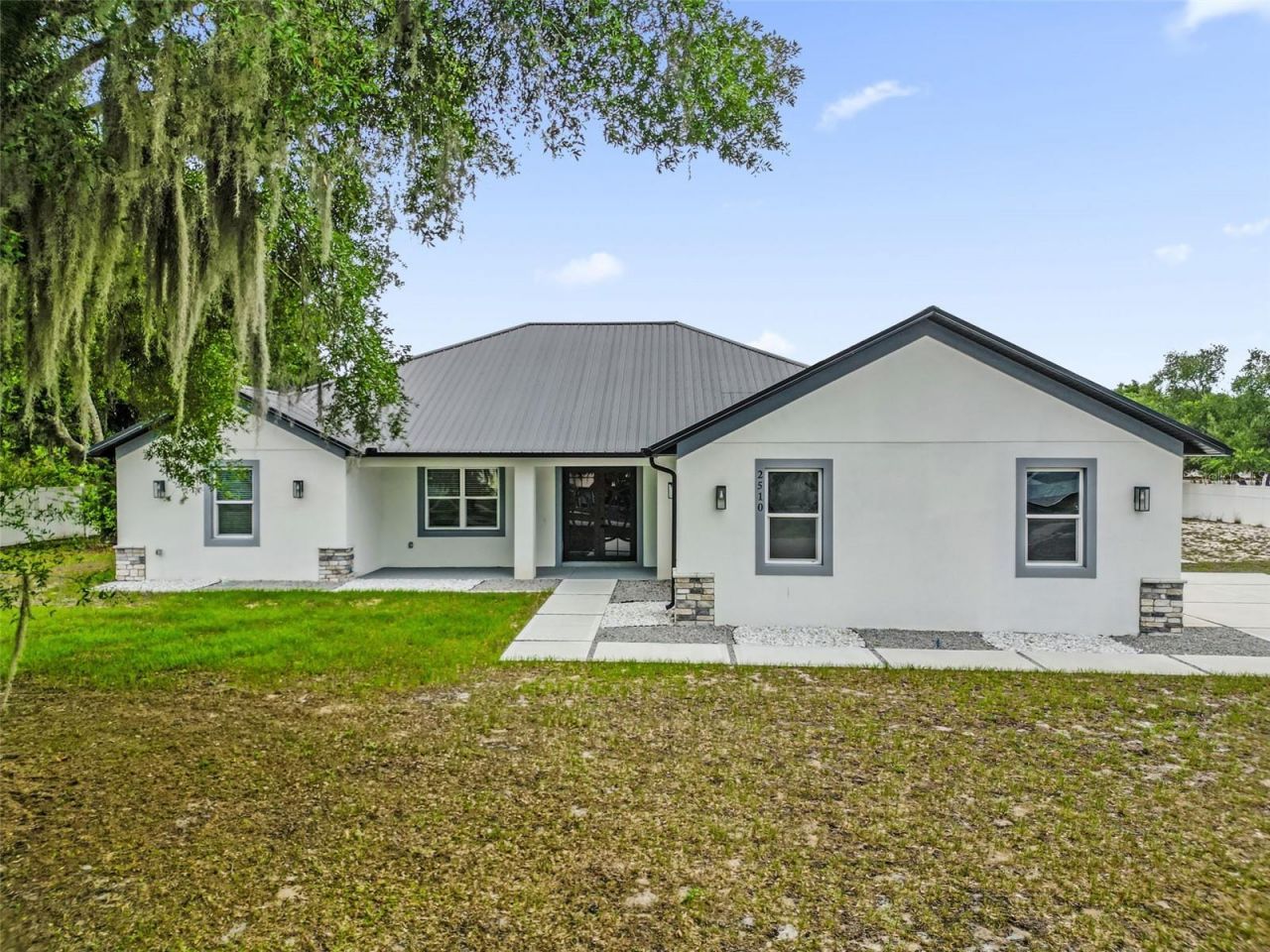 2510 Lake Front Drive , Lake Wales, FL 33898 Main Photo