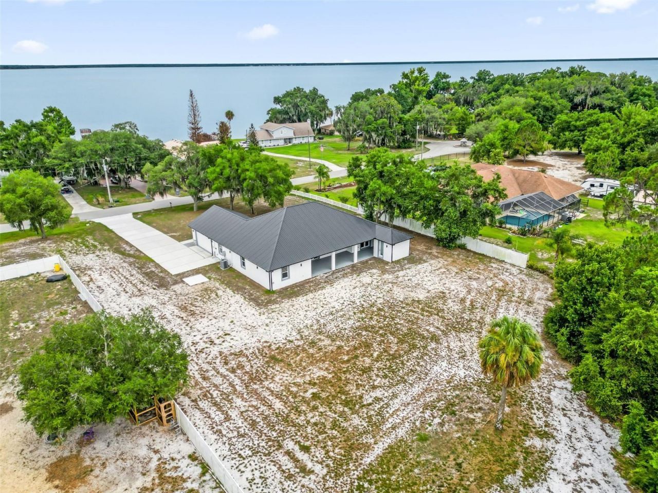 2510 Lake Front Drive, Lake Wales, FL 33898 Photo