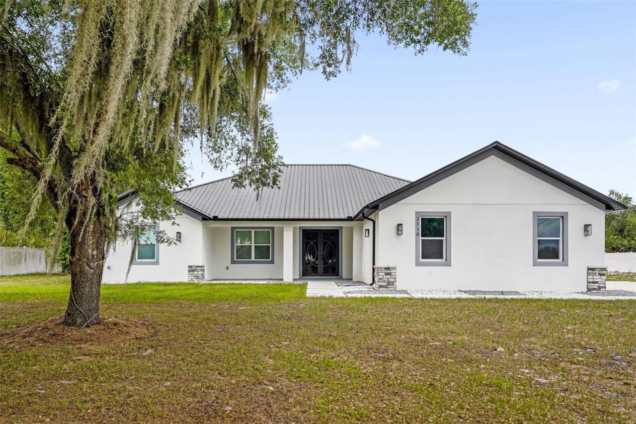 2510 Lake Front Drive, Lake Wales, FL 33898 Photo