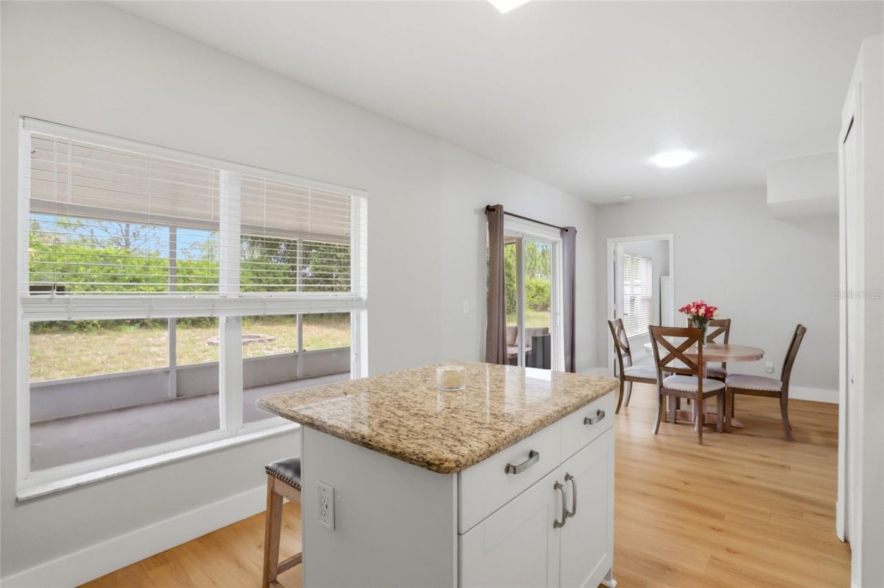 4114 Forest Island Drive, Orlando, FL 32826 Photo
