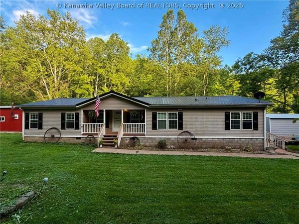 1298 Meathouse Fork Road, Ravenswood, WV 26164