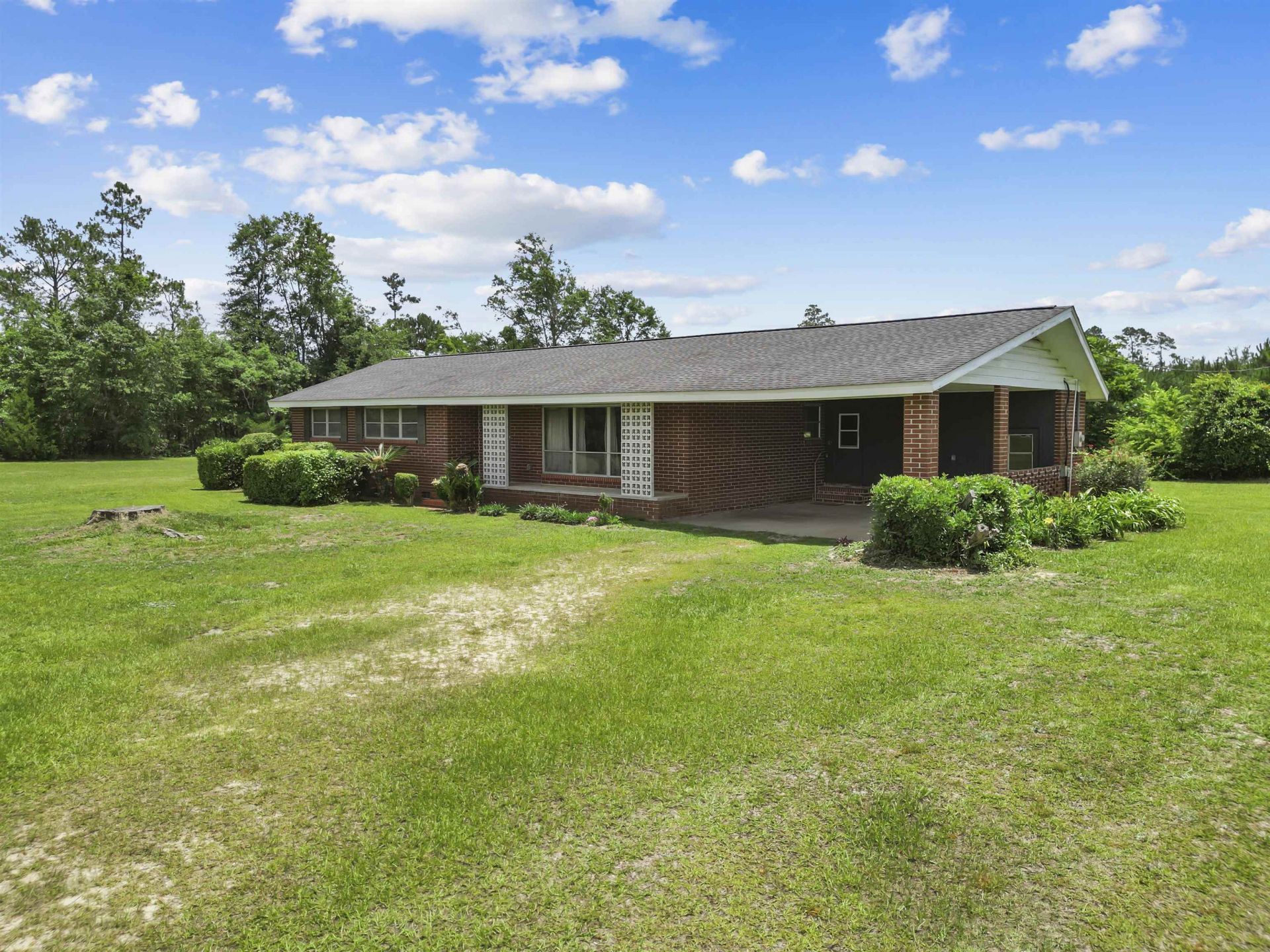19395 SW Matthew Wood Road , Blountstown, FL 32424 Photo