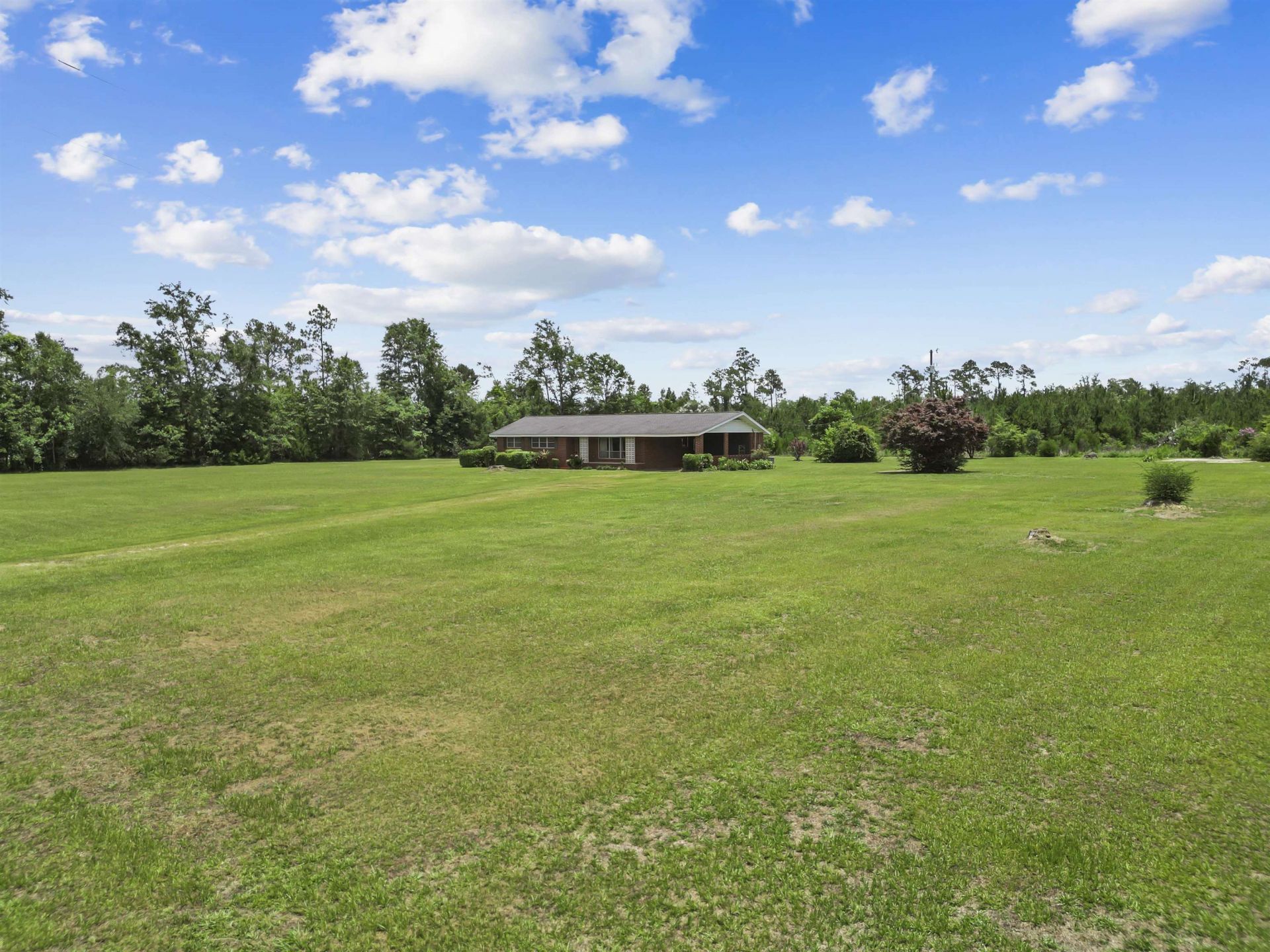 19395 SW Matthew Wood Road , Blountstown, FL 32424 Photo