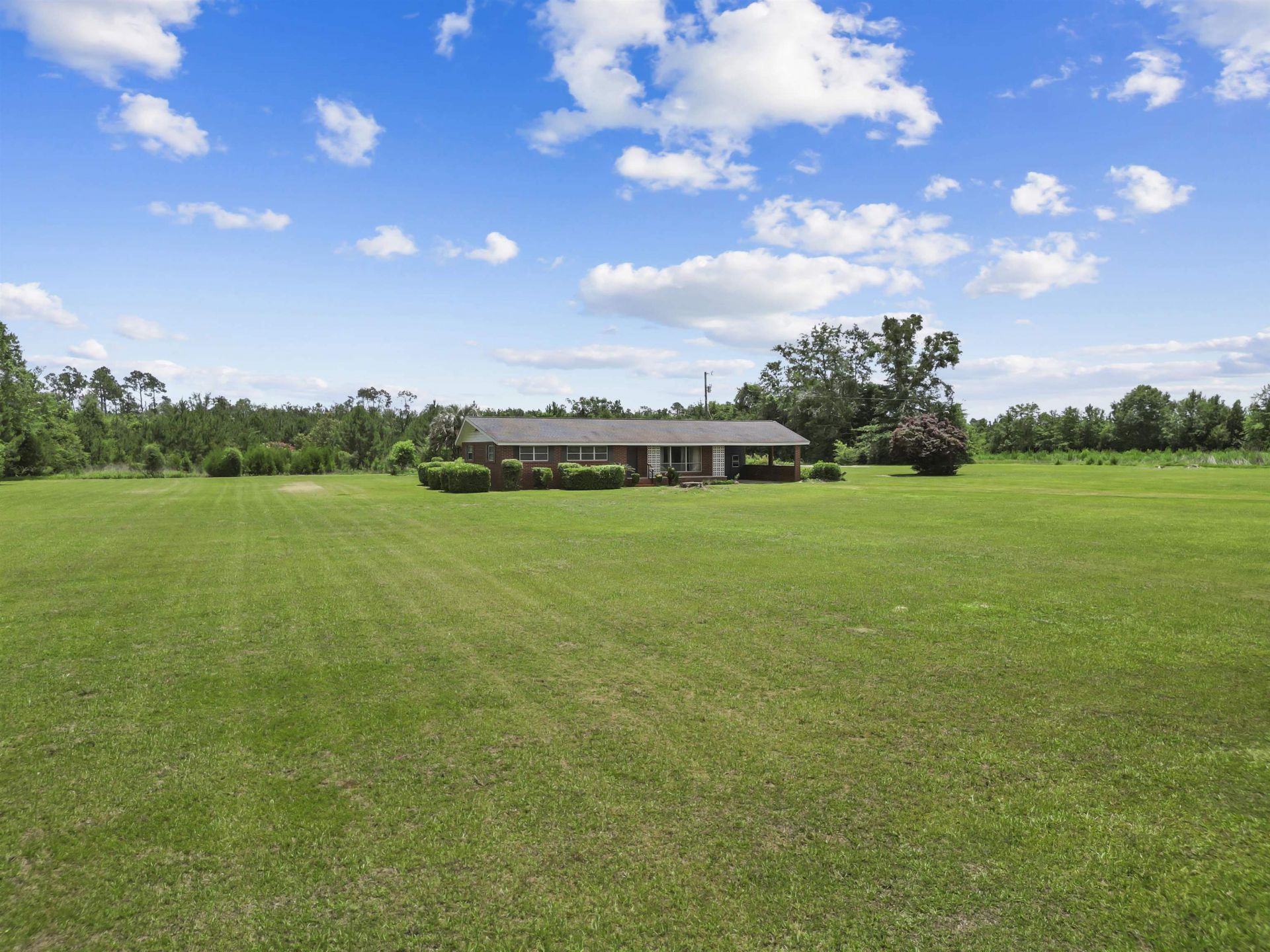 19395 SW Matthew Wood Road , Blountstown, FL 32424 Photo