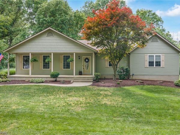 1312 Evelyn Lane , Akron, OH 44306