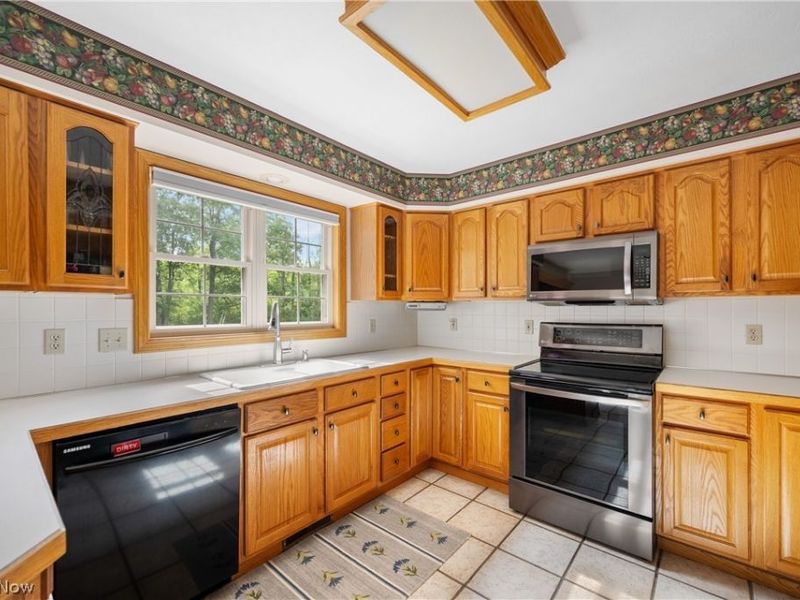 1312 Evelyn Lane, Akron, OH 44306 Photo 22