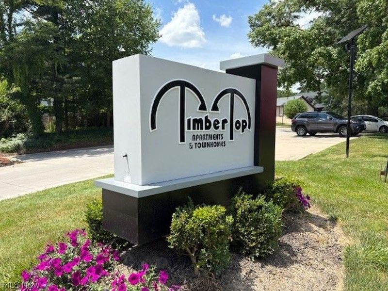 1611 Treetop Trail, Unit B, Akron, OH 44313 Photo 19