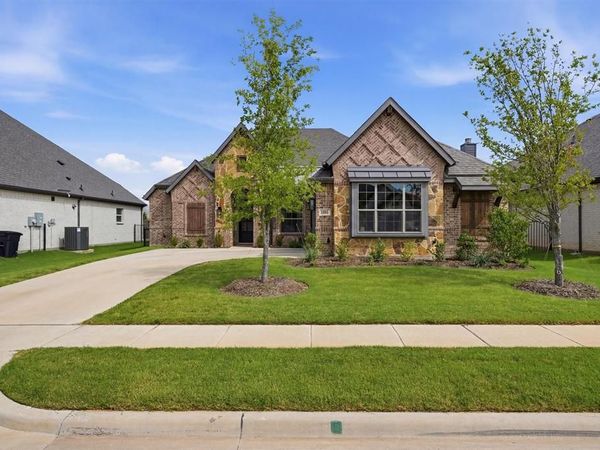 313 Bowrider Lane, Granbury, TX 76049