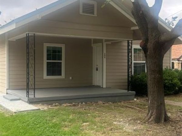 208 Washington Street, Bowie, TX 76230