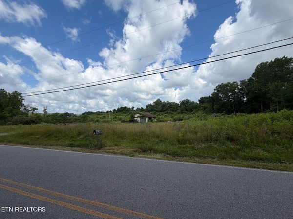 244 Old Mail Rd, Crossville, TN 38555