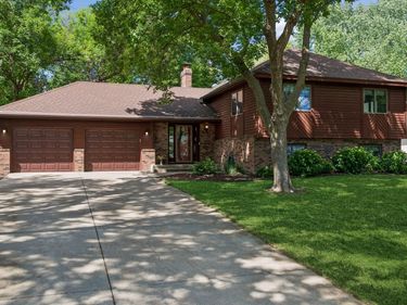 8648 Park Avenue, Saint Bonifacius, MN 55375