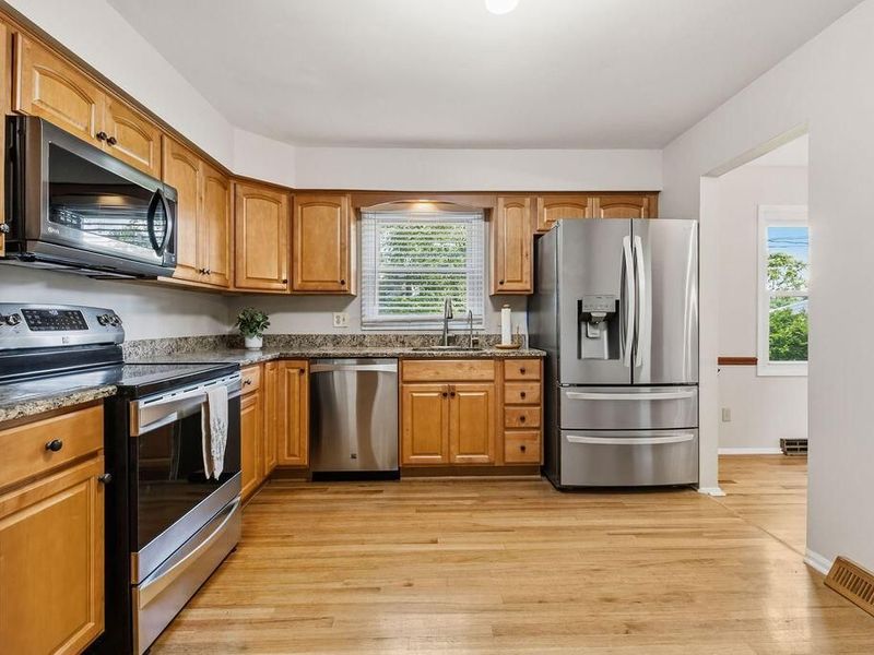 318 Apache Circle , Westerville, OH 43081 Photo 29