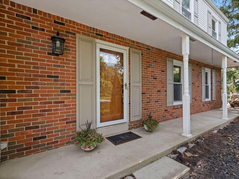 318 Apache Circle , Westerville, OH 43081 Photo 5