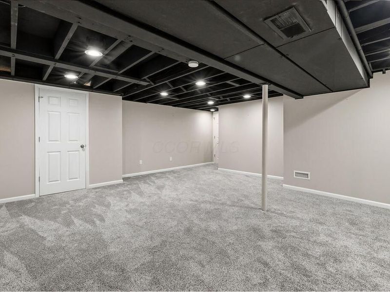 318 Apache Circle , Westerville, OH 43081 Photo 53