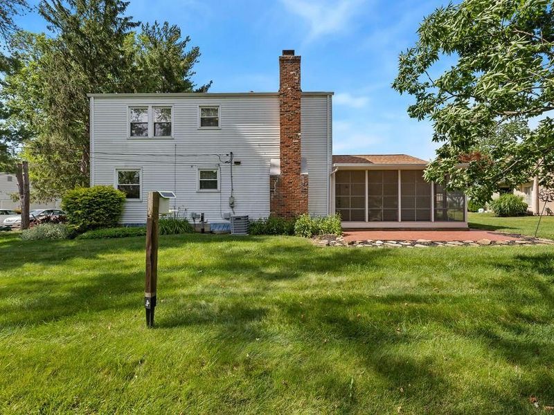 318 Apache Circle , Westerville, OH 43081 Photo 6