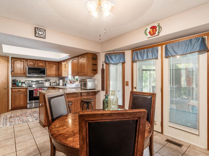 12638 Oakmere Drive, Pickerington, OH 43147 Photo 20