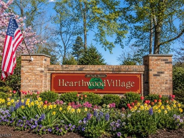 38 Park St, Florham Park, NJ 07932