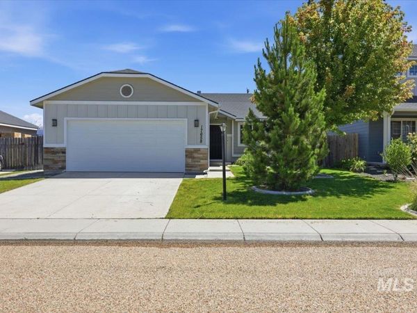 17658 Mountain Springs Ave, Nampa, ID 83687
