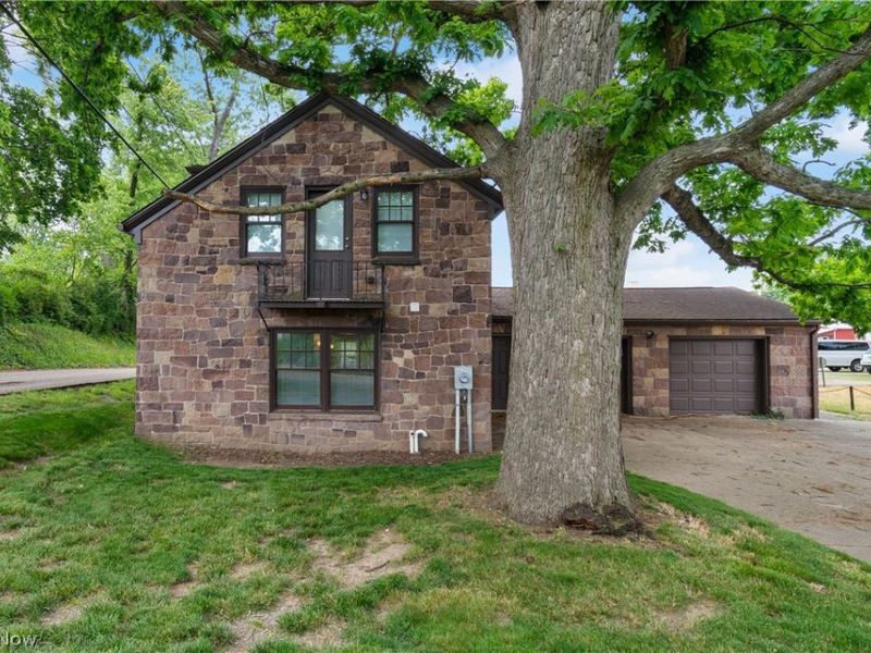 13113 Cleveland Avenue NW, Uniontown, OH 44685 Photo 5