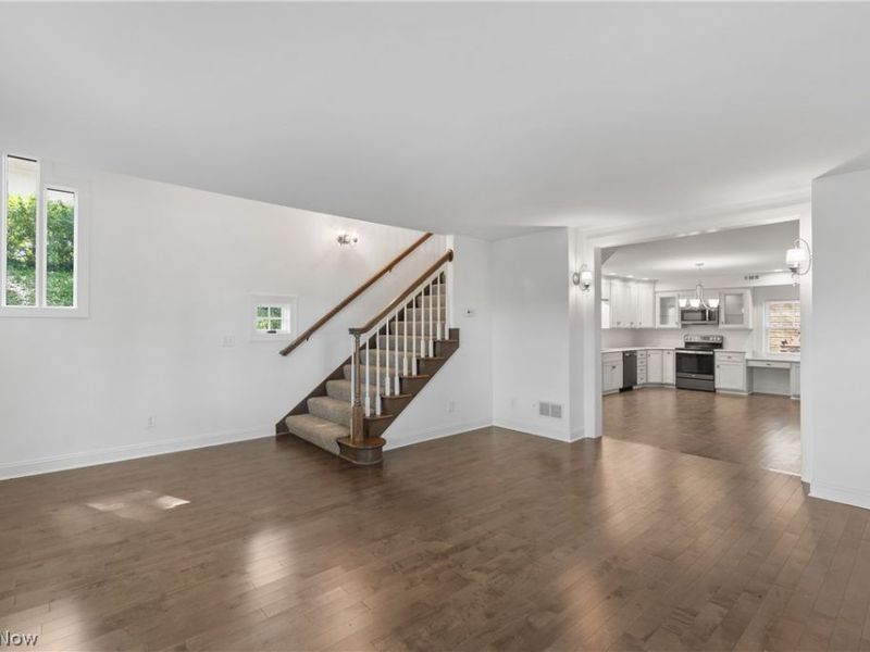 13113 Cleveland Avenue NW, Uniontown, OH 44685 Photo 7