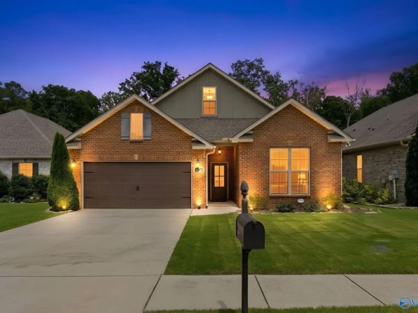 27472 Dieken Drive, Athens, AL 35613