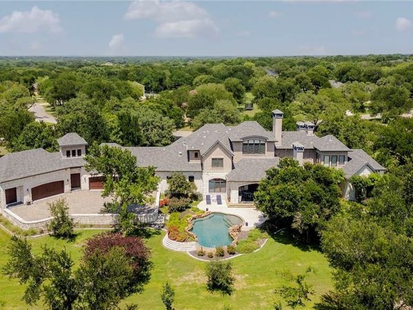 1928 Running Creek Drive, Salado, TX 76571
