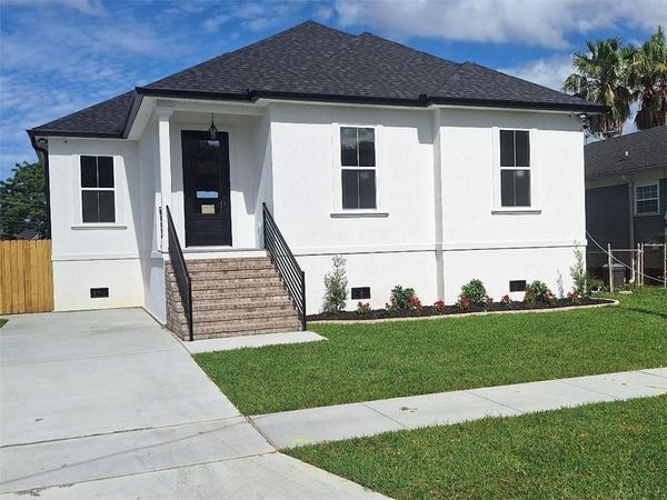 5321 WINGATE Drive , New Orleans, LA 70122